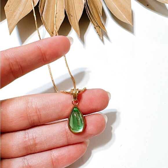 Green crystal necklace M334 - Picture 4 of 4